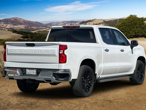 Certified 2022 Chevrolet Silverado 1500 LTZ w/ Technology Package image 4