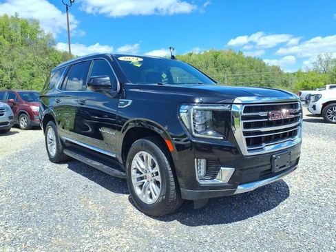 Used 2024 GMC Yukon SLT AWD/4WD image 1
