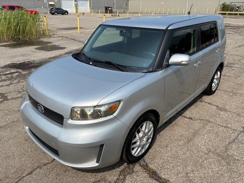 Used 2008 Scion xB FWD image 7