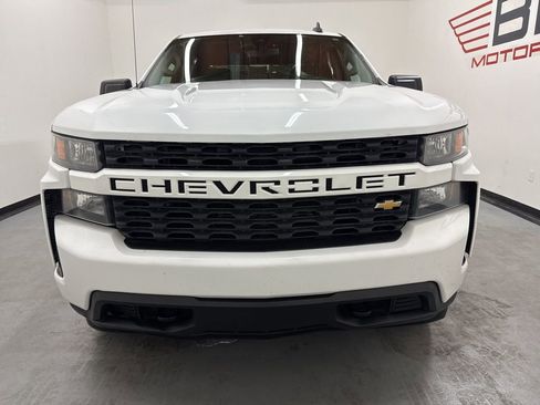 Used 2022 Chevrolet Silverado 1500 Custom w/ Safety Confidence Package RWD image 8