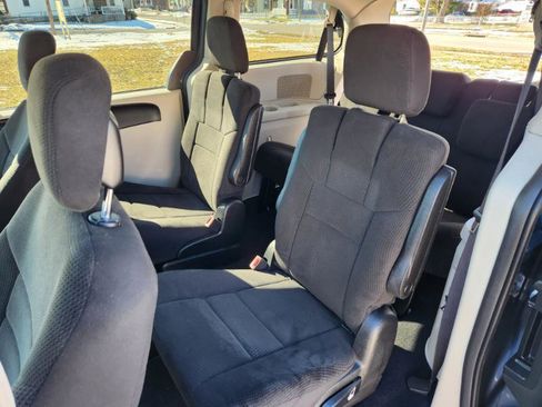 Used 2013 Dodge Grand Caravan SE image 15