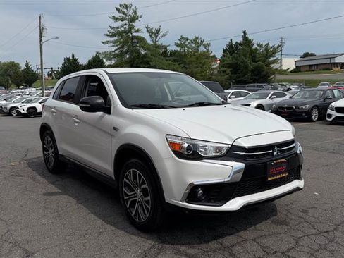 Used 2019 Mitsubishi Outlander Sport ES FWD image 3
