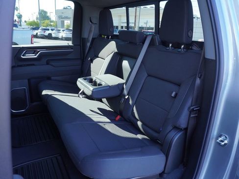 New 2026 GMC Sierra 2500 SLE w/ SLE Value Package; image 10