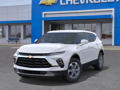 New 2026 Chevrolet Blazer LT AWD/4WD image 6