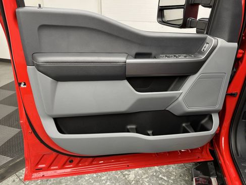 New 2025 Ford F250 XLT w/ 360-Degree Camera Package image 7