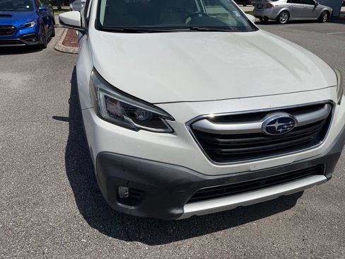 Used 2020 Subaru Outback Limited w/ Popular Package #2 AWD/4WD image 13