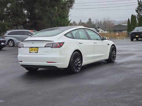 Used 2022 Tesla Model 3 Performance image 5