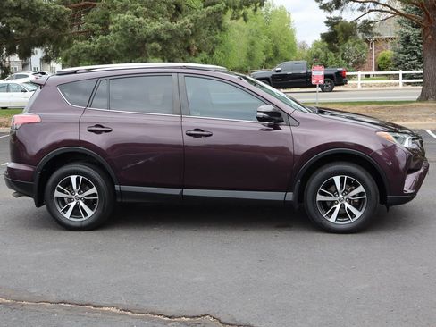 Used 2018 Toyota RAV4 XLE w/ Plus Extra Value Package FWD image 3