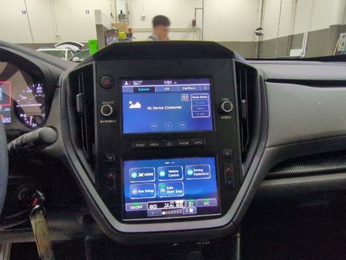 Used 2024 Subaru Crosstrek 2.0i AWD/4WD image 7
