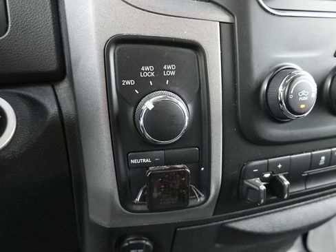 Used 2014 RAM 1500 Express image 33