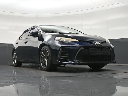 Used 2019 Toyota Corolla SE FWD image 29