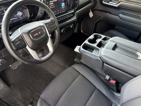 Used 2025 GMC Sierra 1500 Elevation image 5