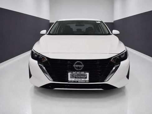 Certified 2025 Nissan Sentra S FWD image 6