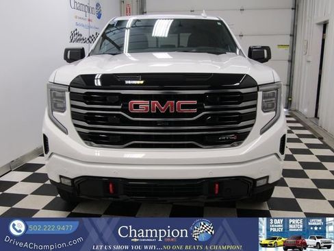 Used 2025 GMC Sierra 1500 AT4 w/ AT4 Premium Package AWD/4WD image 2
