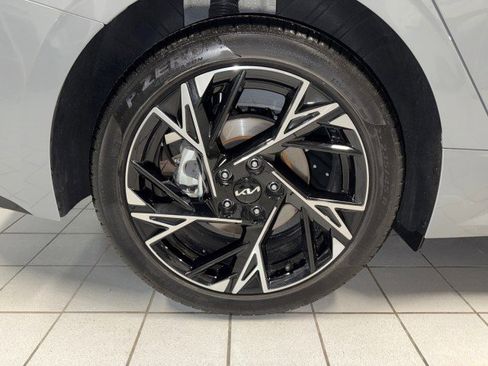 Used 2025 Kia K5 GT-Line w/ GT-Line Premium Package image 10