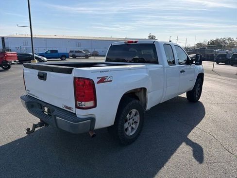 Used 2010 GMC Sierra 1500 SLE w/ Power Pack Plus image 5