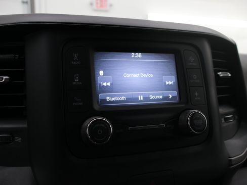 Used 2019 RAM 3500 Tradesman w/ Chrome Appearance Group AWD/4WD image 42