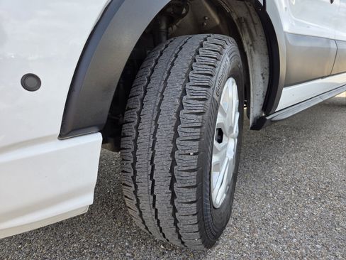 Used 2024 Ford Transit 350 XLT image 10