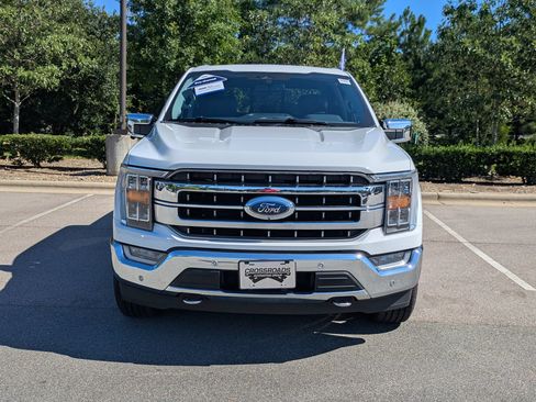 Used 2021 Ford F150 Lariat AWD/4WD image 9