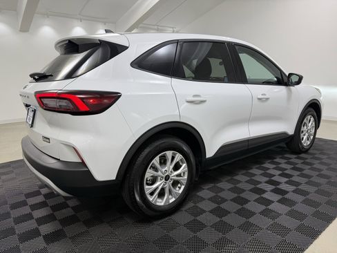 Used 2025 Ford Escape Active image 8