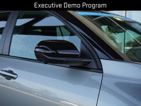 Used 2026 Chevrolet Equinox RS w/ Convenience Package III FWD image 11