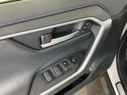 Used 2025 Toyota RAV4 XSE w/ Advanced Technology Package image 15