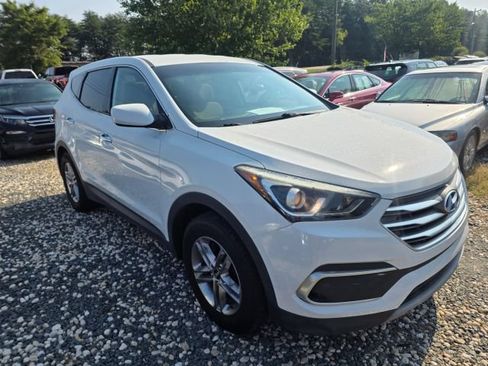 Used 2018 Hyundai Santa Fe Sport AWD/4WD image 3