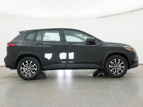 Used 2026 Toyota Corolla Cross AWD Hybrid image 30