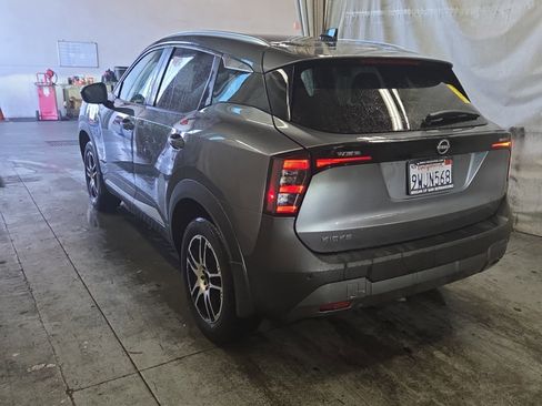 Used 2026 Nissan Kicks SV FWD image 8