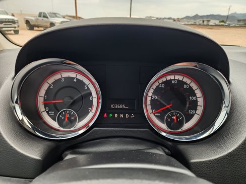 Used 2019 Dodge Grand Caravan SE w/ UConnect Hands-Free Group FWD image 21