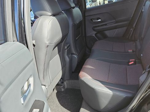 New 2026 Nissan Kicks SR FWD image 4