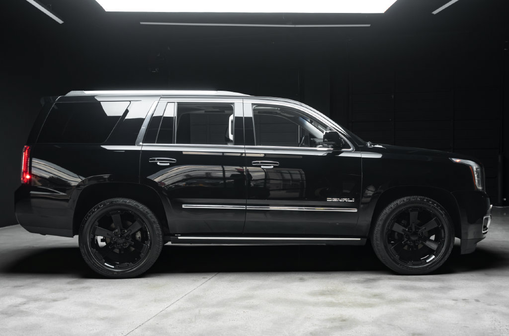 Used 2020 GMC Yukon Denali w/ Enhanced Security Package AWD/4WD image 8