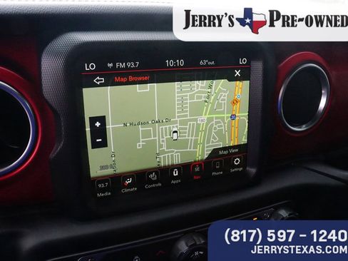 Used 2023 Jeep Gladiator Rubicon w/ Cold Weather Group image 12