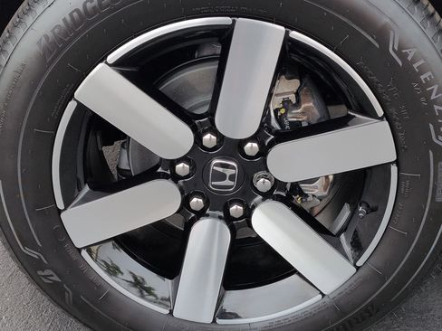 Used 2025 Honda Prologue Touring image 13