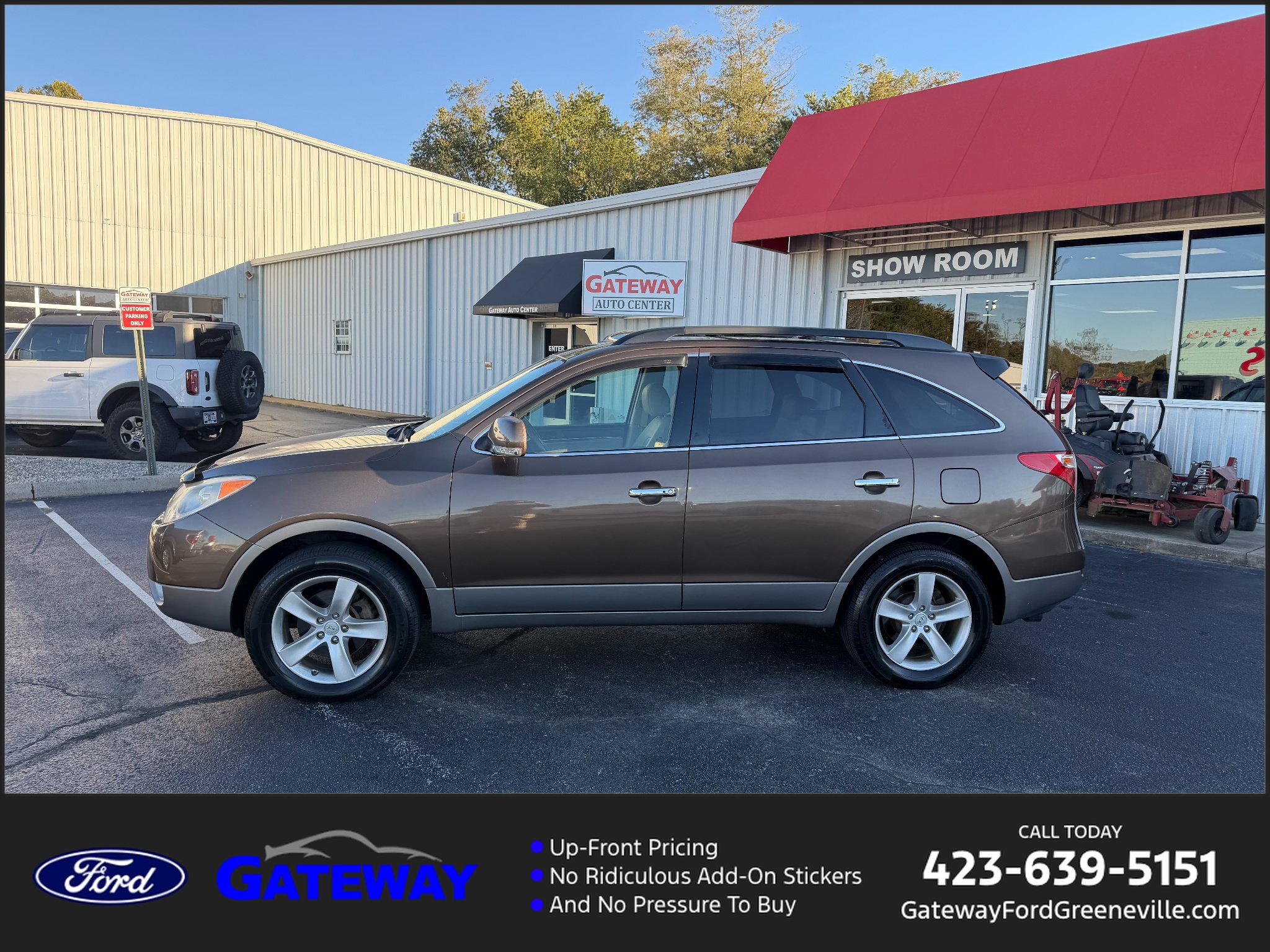 Used 2011 Hyundai Veracruz Limited w/ Navigation Pkg 3 AWD/4WD image 1