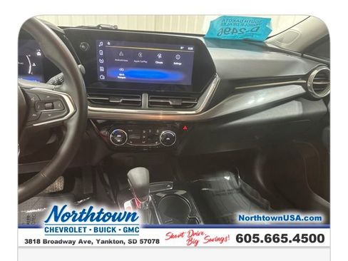 Used 2024 Chevrolet Trax ACTIV image 17
