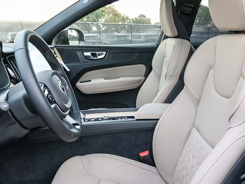 New 2026 Volvo XC60 B5 Plus w/ Protection Package Premier image 18