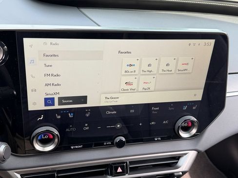 New 2026 Lexus RX 350h AWD/4WD image 17