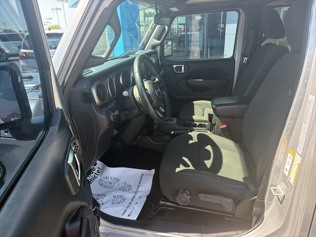 Used 2018 Jeep Wrangler Unlimited Sport S AWD/4WD image 9