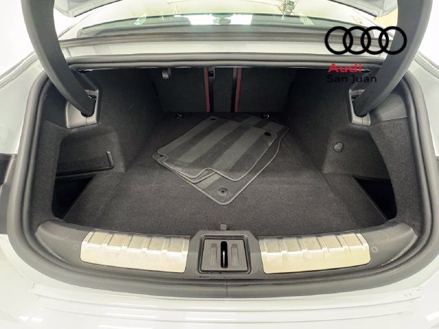 Used 2022 Audi RS e-tron GT w/ Carbon Performance Package AWD/4WD image 15
