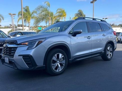 Used 2025 Subaru Ascent Premium AWD/4WD image 1