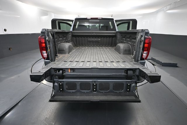 Used 2021 GMC Sierra 1500 Elevation w/ Preferred Package AWD/4WD image 33