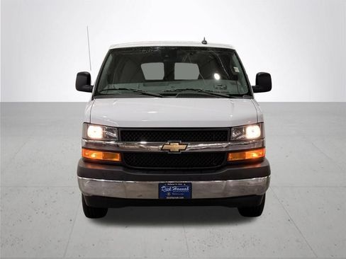 Used 2024 Chevrolet Express 3500 LT w/ LT Preferred Equipment Group RWD image 4