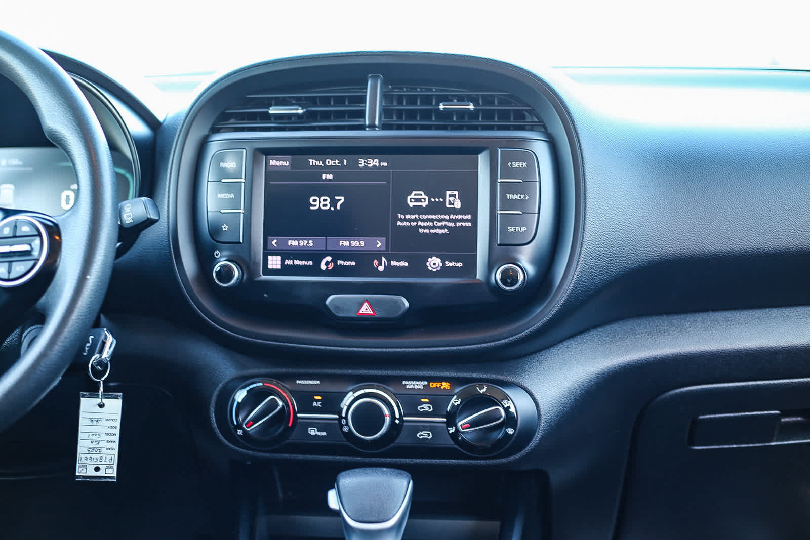 Used 2023 Kia Soul LX w/ LX Technology Package FWD image 14