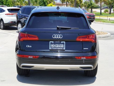 Used 2019 Audi Q5 2.0T Premium Plus w/ Premium Plus Package AWD/4WD image 8