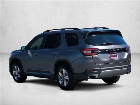 New 2026 Honda Pilot EX-L image 9