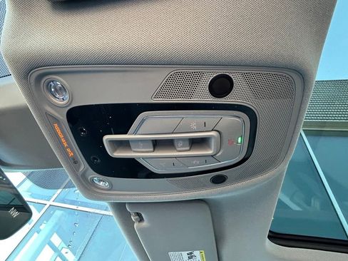 Used 2025 Audi Q5 Prestige image 25