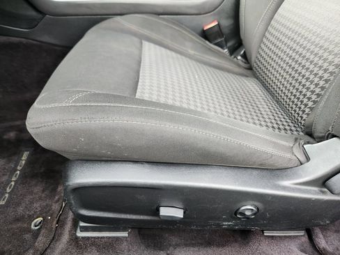 Used 2017 Dodge Challenger SXT w/ Cold Weather Group RWD image 27