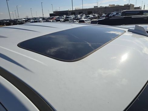 Used 2023 GMC Sierra 1500 SLT w/ SLT Premium Plus Package image 6