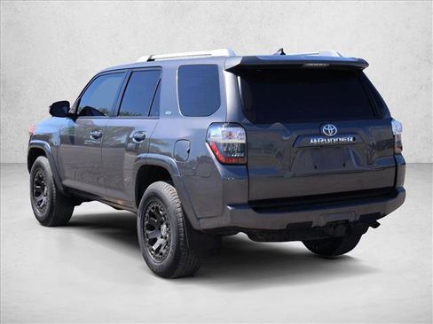 Used 2014 Toyota 4Runner SR5 RWD image 8